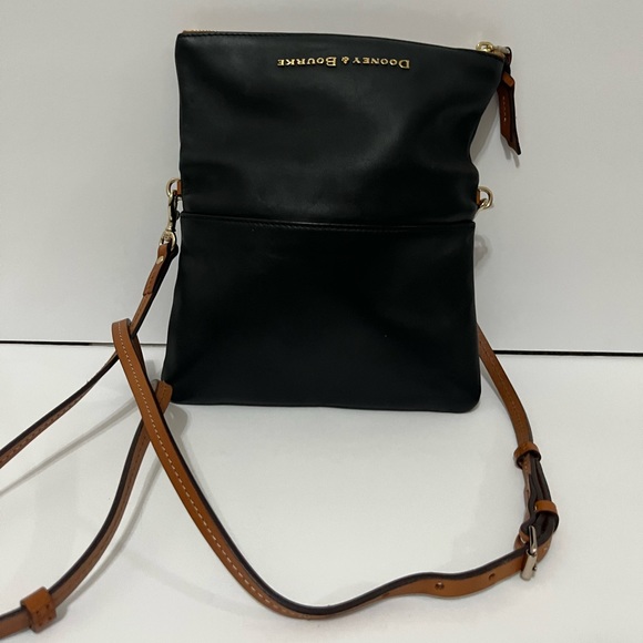 Buy 2 get 1 FREE | Dooney & Bourke crossbody - Picture 3 of 8